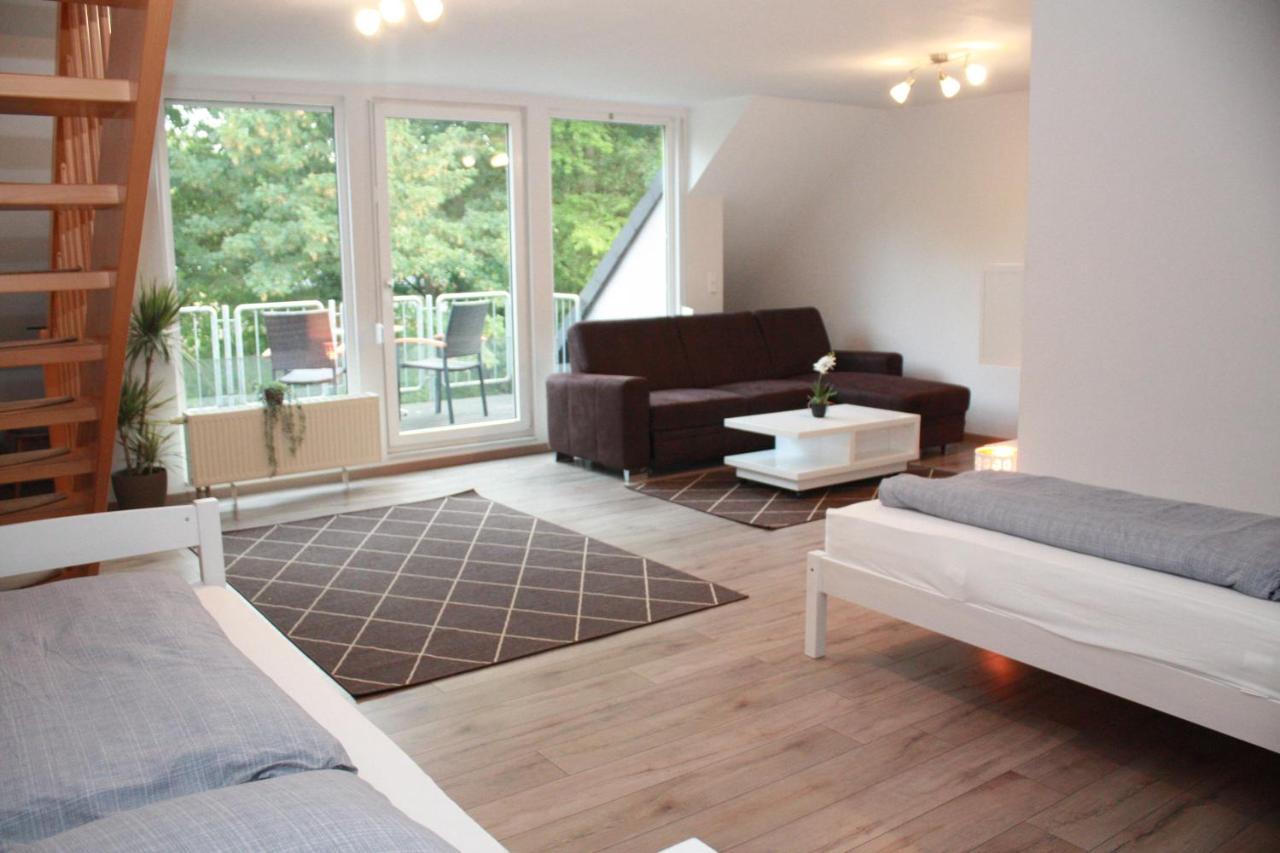 Muelheim Heissen Mit Grossem Balkon